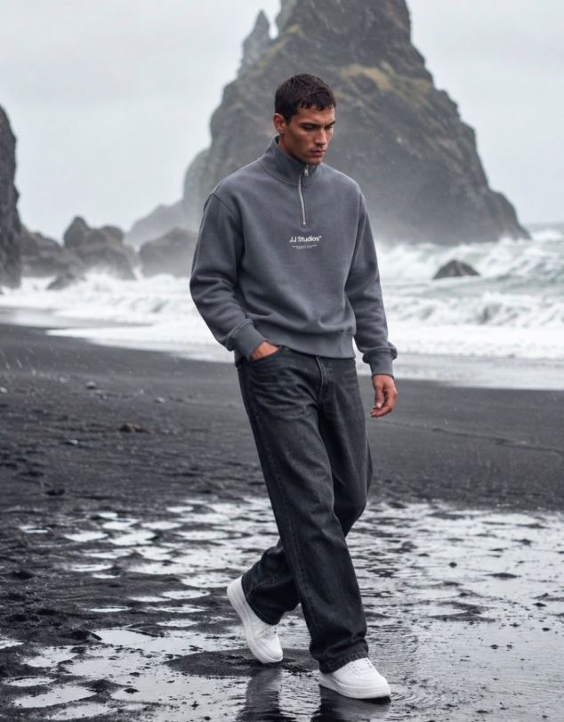 SUDADERA CON CREMALLERA MEDIA DE CUELLO ALTO DE HOMBRE DE JACK AND JONES